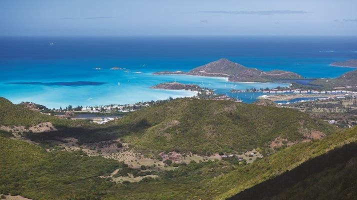 Антигуа и Барбуда: присягу на верность стране можно принести в зарубежных посольствах 